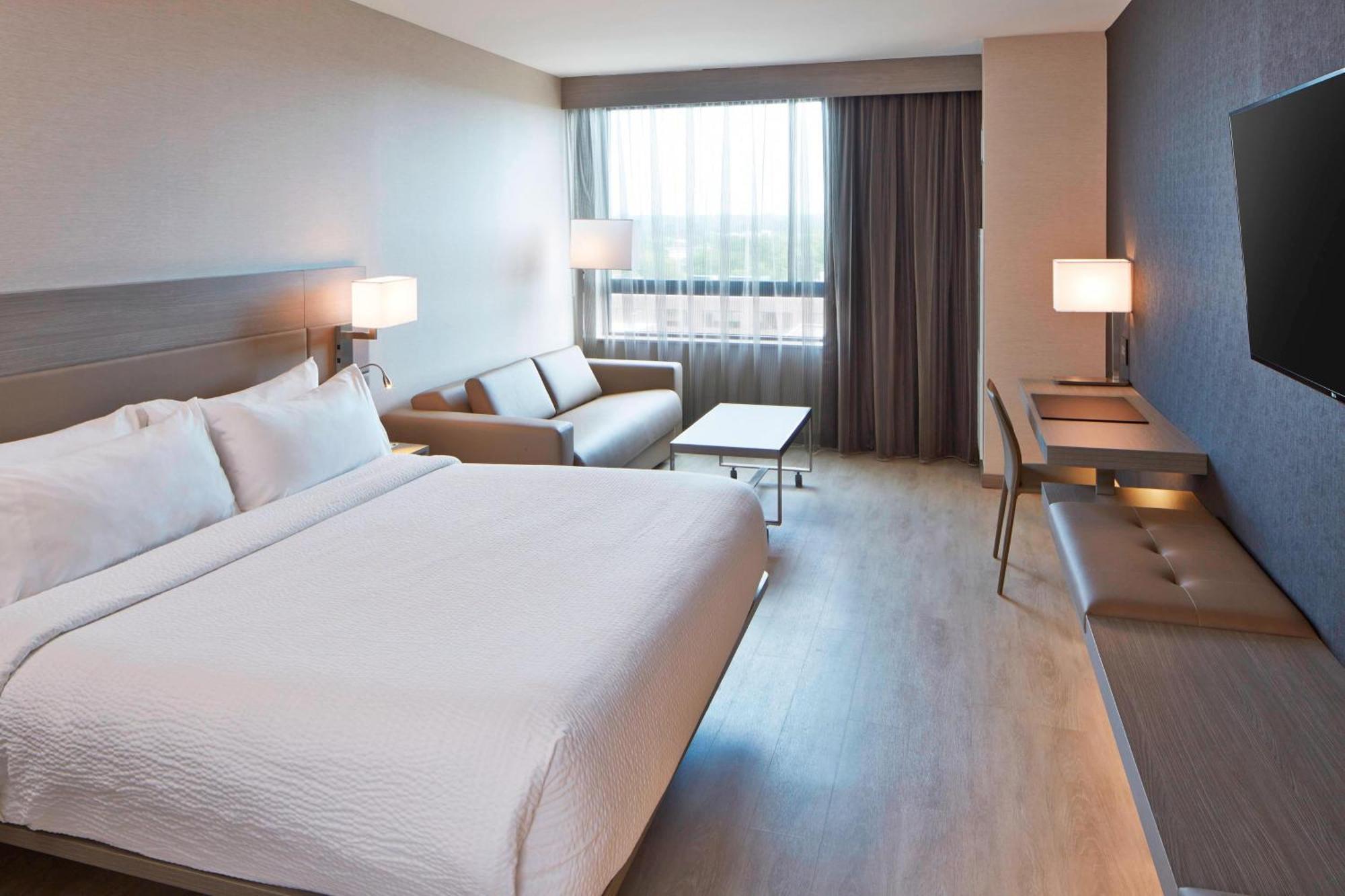 Ac Hotel By Marriott Des Moines East Village Екстер'єр фото