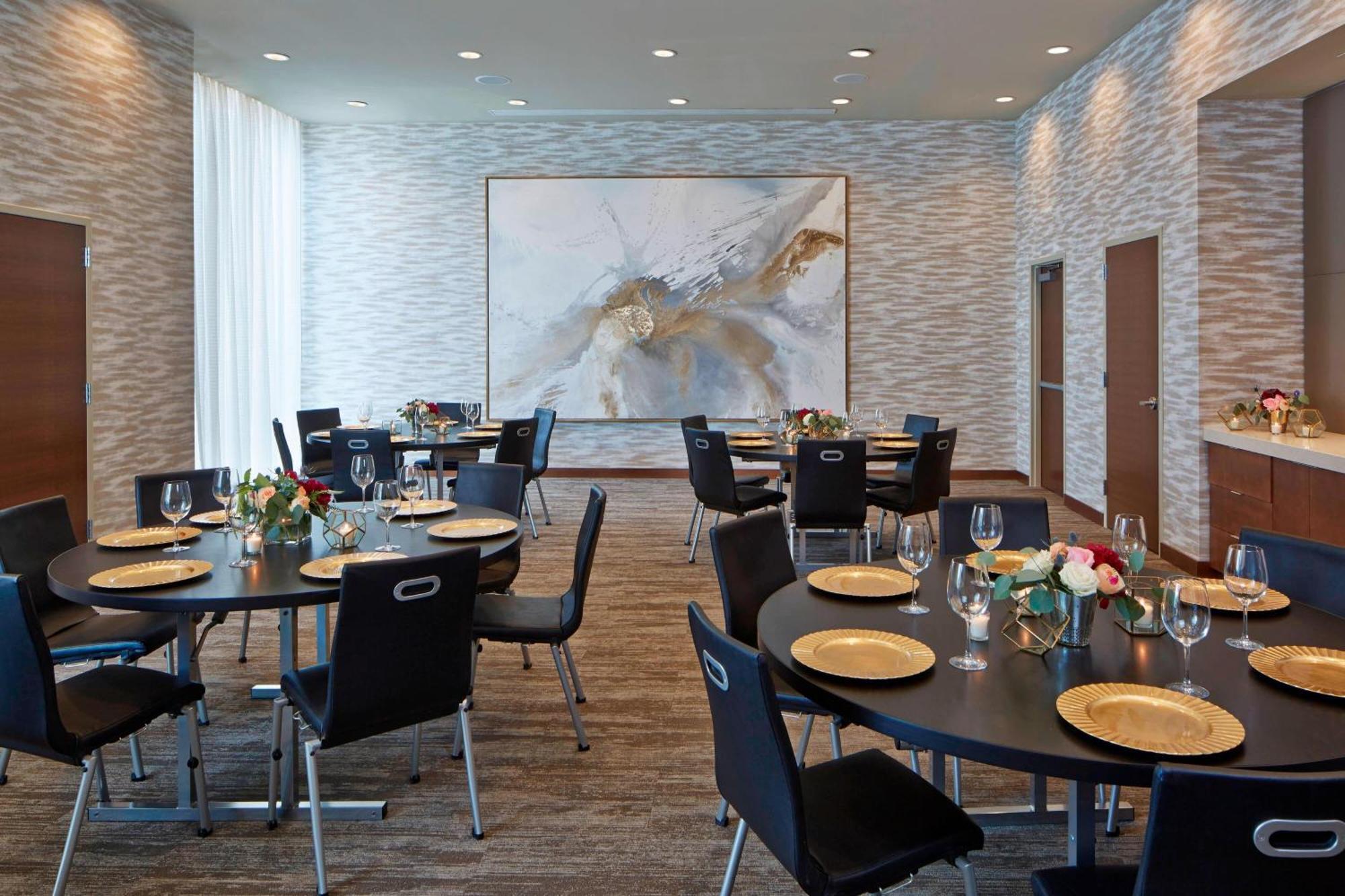 Ac Hotel By Marriott Des Moines East Village Екстер'єр фото