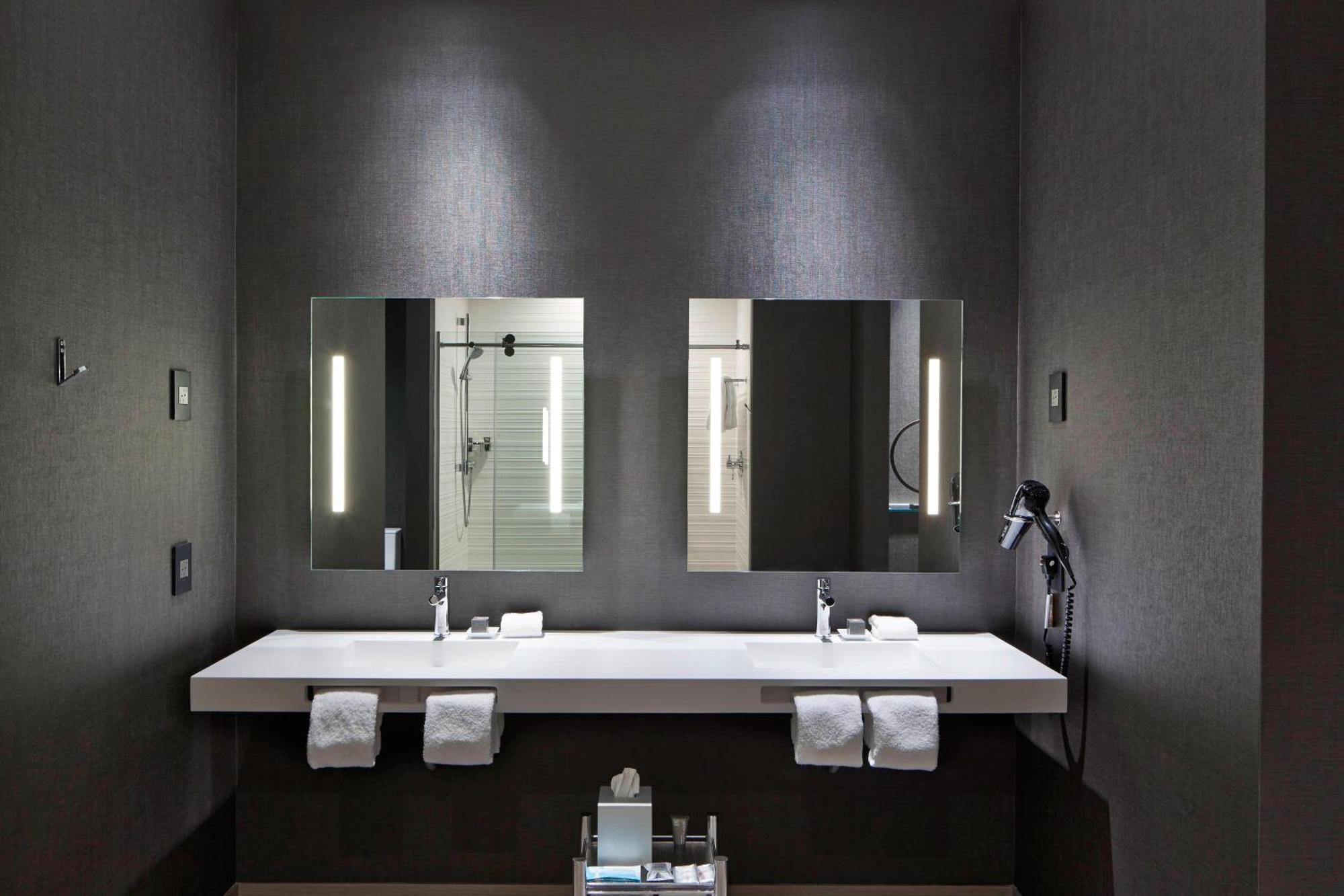 Ac Hotel By Marriott Des Moines East Village Екстер'єр фото